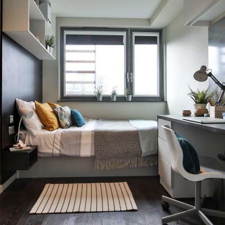 Hashtag South Bank Campus Accommodation Лондон Екстериор снимка