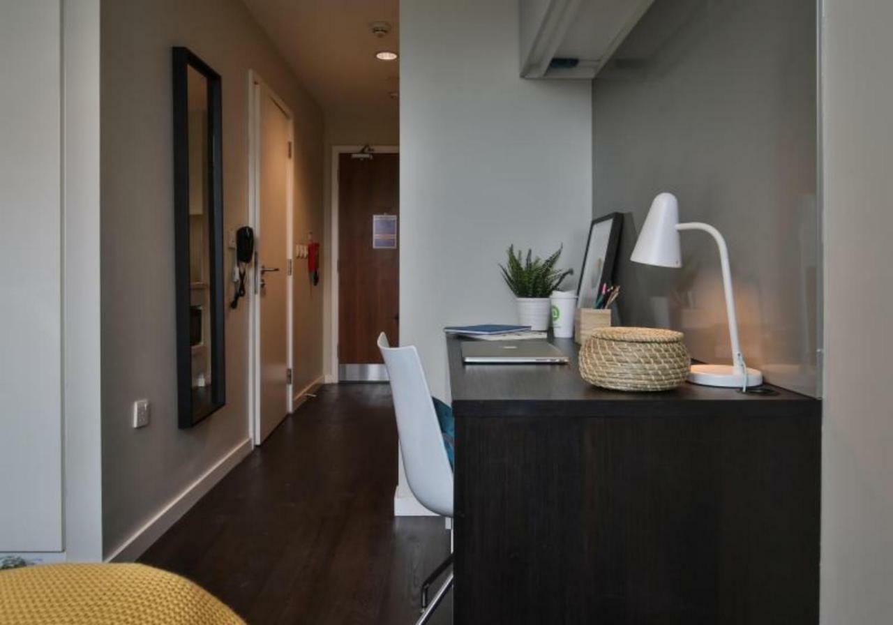 Hashtag South Bank Campus Accommodation Лондон Екстериор снимка